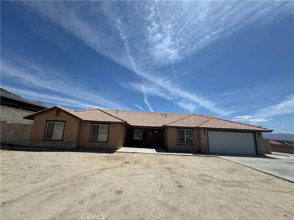 16499 Apple Valley Rd, Apple Valley, CA 92307