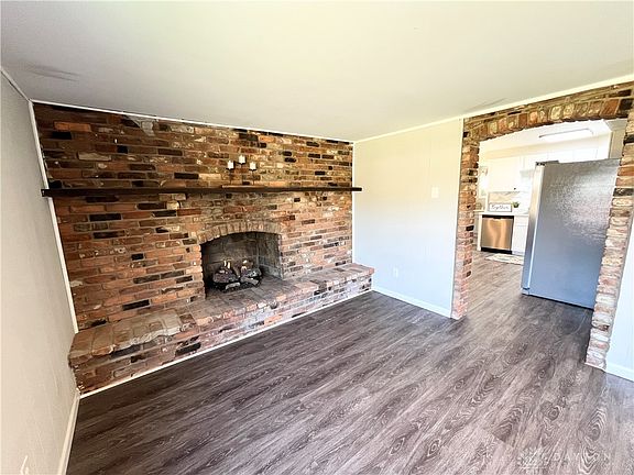 5th image of 115 Ostend Dr