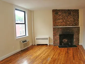 Rented by Nest Seekers International