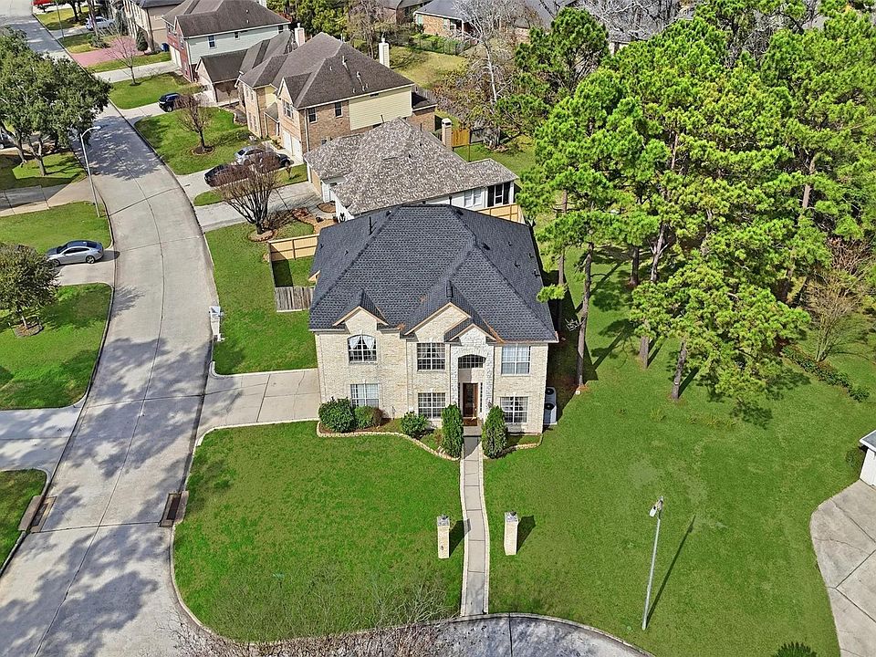 1st image of 19103 Olympic Cir