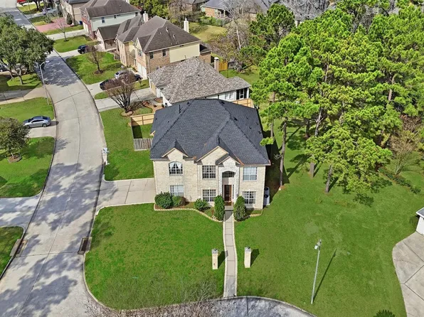 19103 Olympic Cir, Humble, TX 77346
