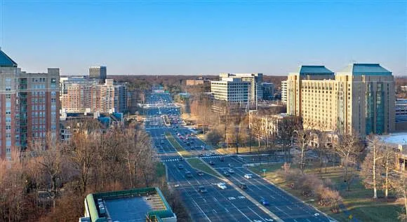 Harrison at Reston Town Center — Photo 54