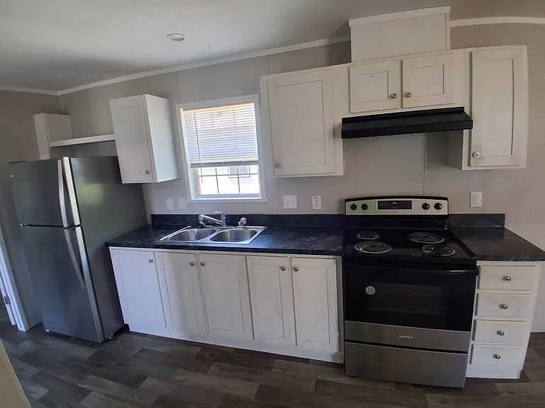 E9 Meadows Ct — Photo 11
