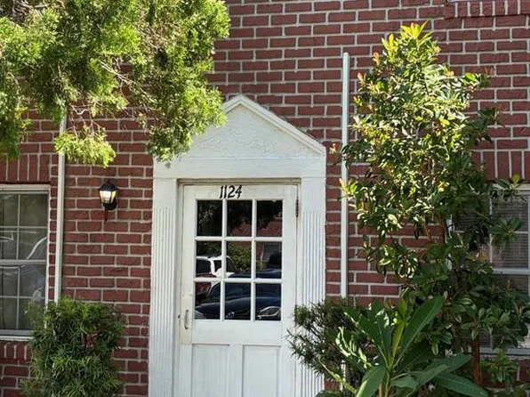 1124 85TH TERRACE N #D, ST PETERSBURG, FL 33702