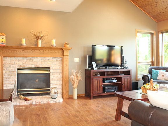 Gas fireplace in living rooom