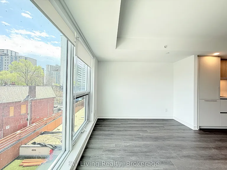 609 Sherbourne St #307 — Photo 21