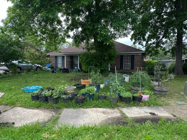 4188 Sunnyslope Dr, Memphis, TN 38141