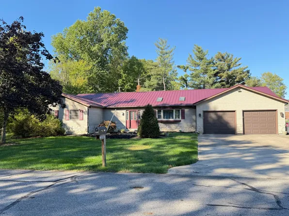 140 Hamilton Ave, Hebron, OH 43025