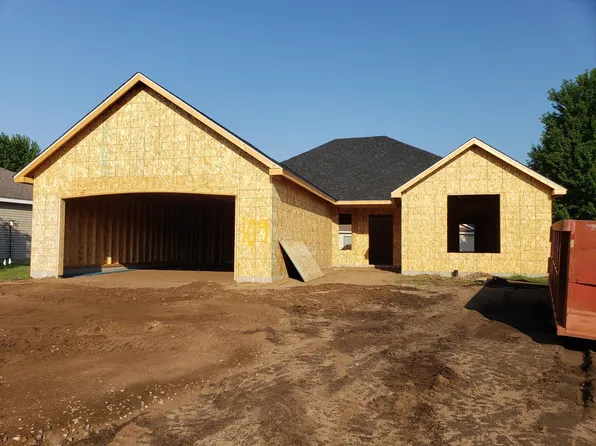 109 Weeping Willow Cir, Waite Park, MN 56387
