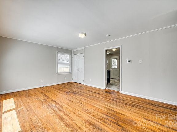 3rd image of 2123 Purser Dr