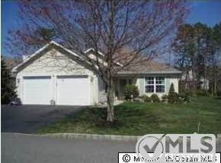 33 Clear Lake Rd, Whiting, NJ 08759