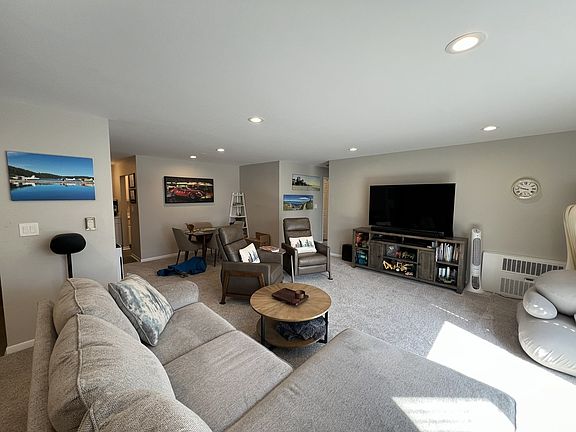 5th image of 2600 Windsor Mall APT 2E