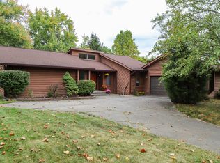 4236 W Reece Ln, Columbus, IN 47201