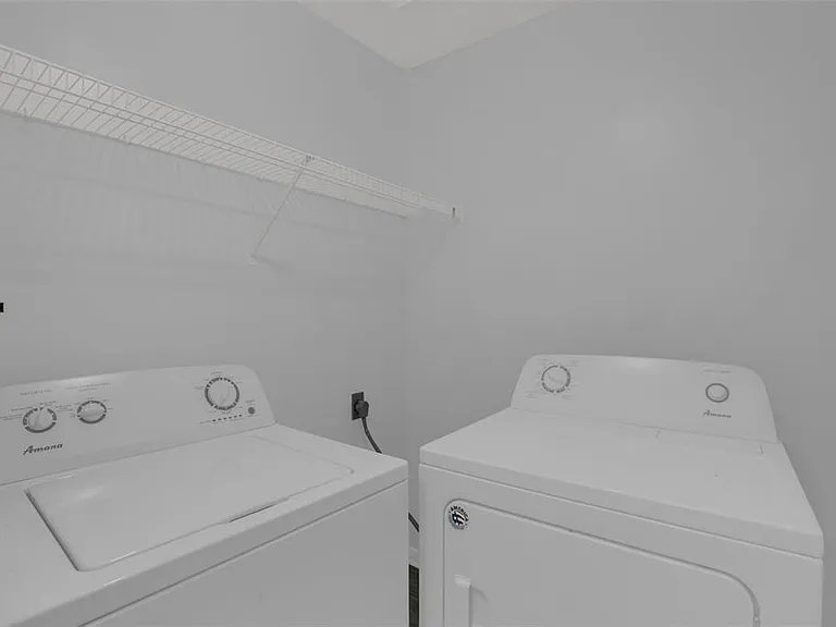 2508 Grassy Point Dr #202 — Photo 15