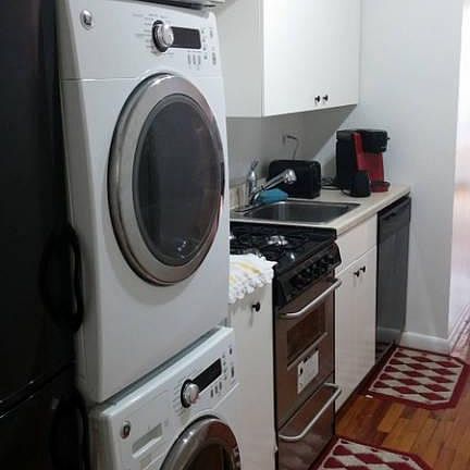 3rd image of 714 11th Ave APT 4S