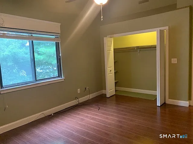 16 Greenbriar Dr #E — Photo 5