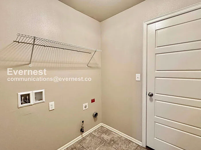 10443 S James St — Photo 18