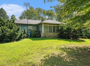 16077 M 216, Three Rivers, MI 49093