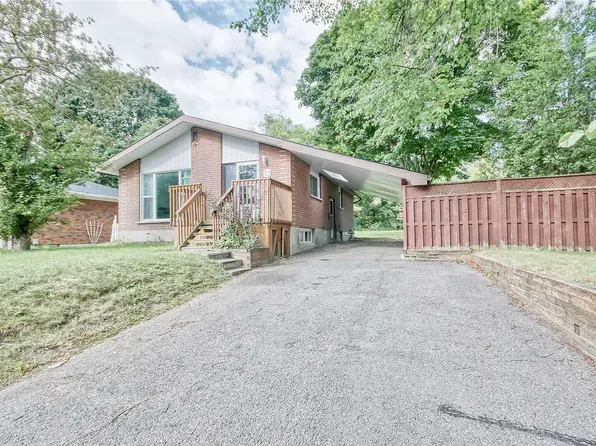 13 Beechwood Dr #A, Peterborough, ON K9J 1M2