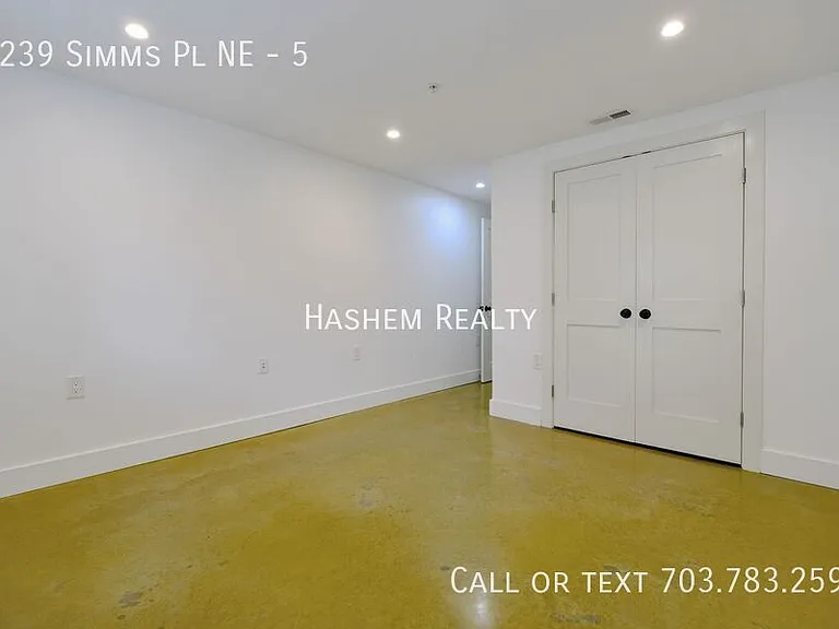 1239 Simms Pl NE #5 — Photo 12
