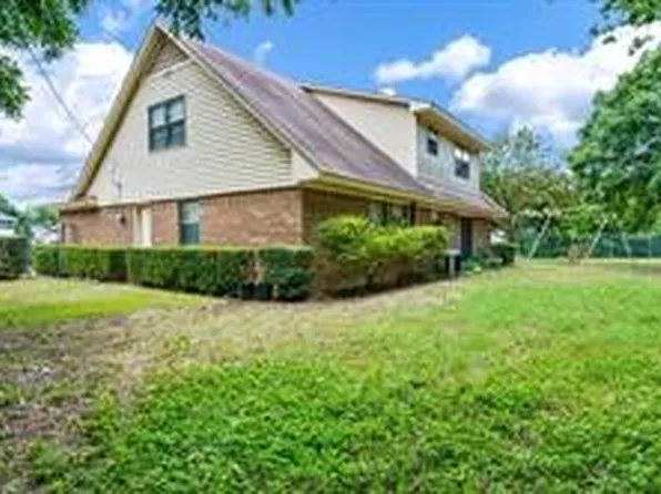 203 Harrington Cir, Duncanville, TX 75116