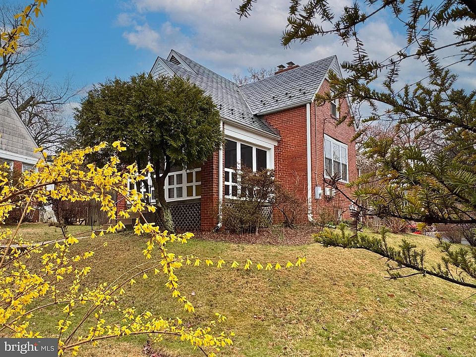 1st image of 406 Dale Dr