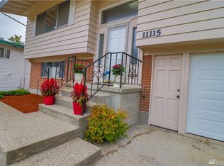 11115 34th Pl SW, Seattle, WA 98146