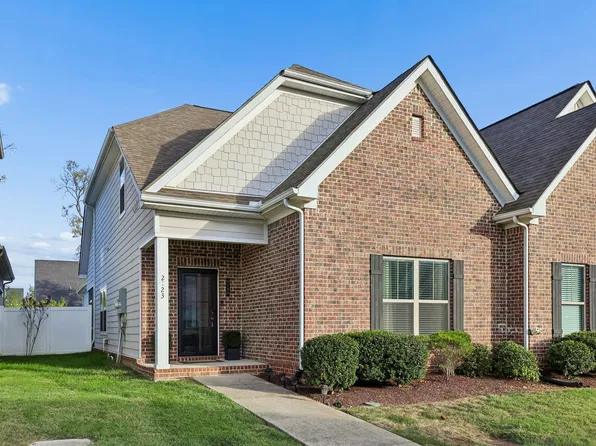 2123 Hospitality Ln, Murfreesboro, TN 37128