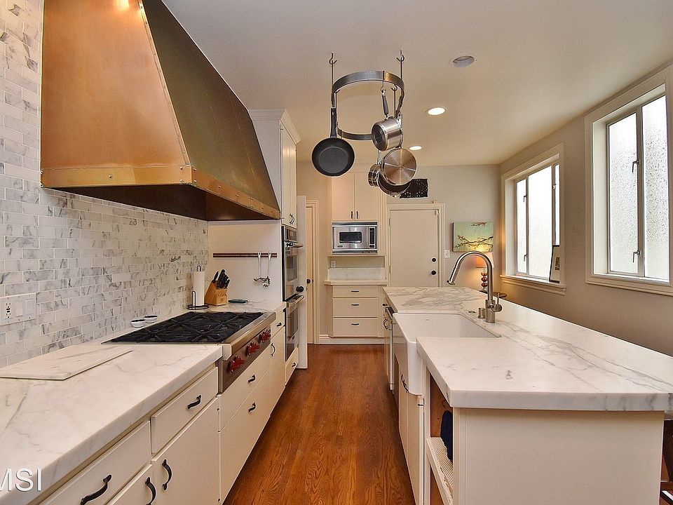 1st image of 2251 Broderick St #2251