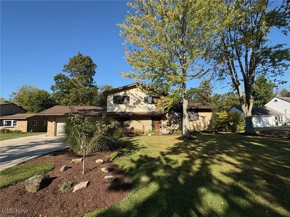 12664 W 130th St, Strongsville, OH 44136