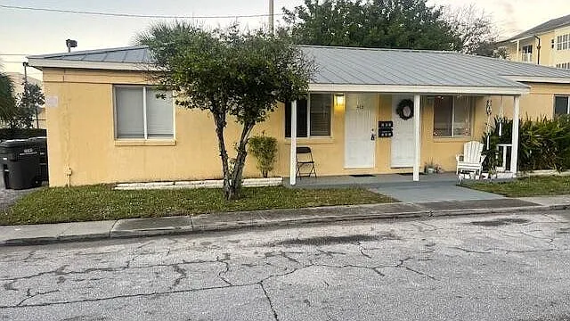 400 Metcalf Ct — Photo 66