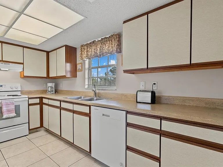 1531 Placida Rd #204 — Photo 10