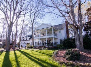 8305 Meadow Ridge Ct, Raleigh, NC 27615