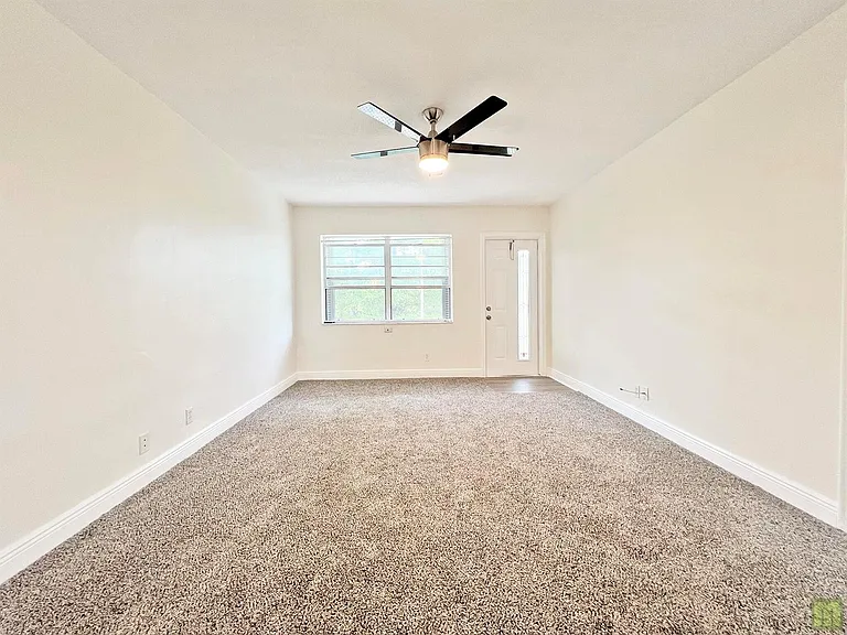 1490 NW 43rd Ave #206 — Photo 13