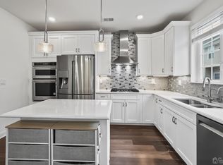 2212 Stelmaszek Rd, Parlin, NJ 08859