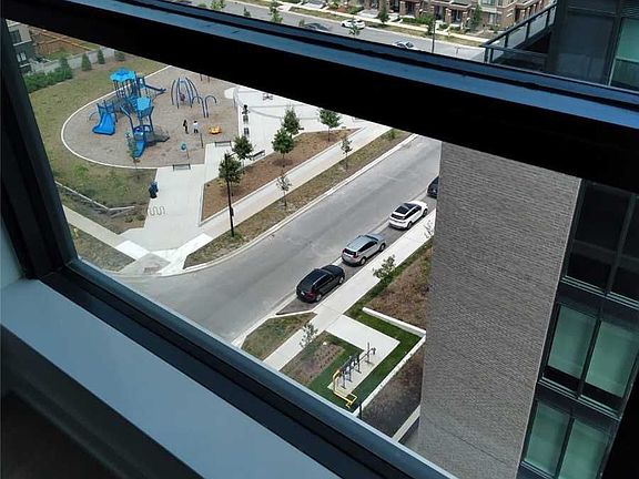 3rd image of 120 Eagle Rock Way #1005