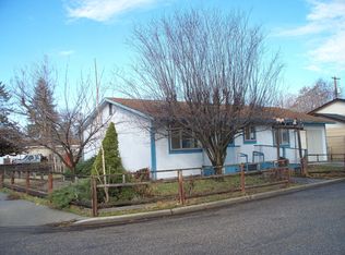 215 S De Clark Ave, Emmett, ID 83617