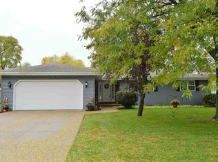 2120 W Roberts Ave, Appleton, WI 54914