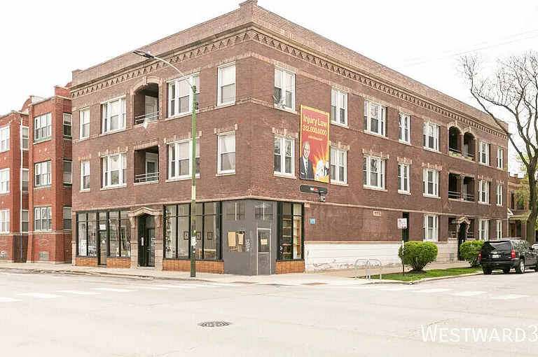 2753 N Whipple St #2 — Photo 1