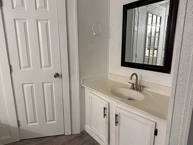 13812 S Zenith St #1 — Photo 9