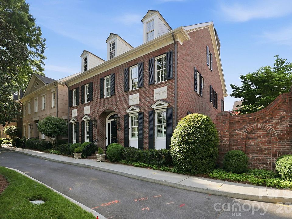 1st image of 2044 Queens Rd W