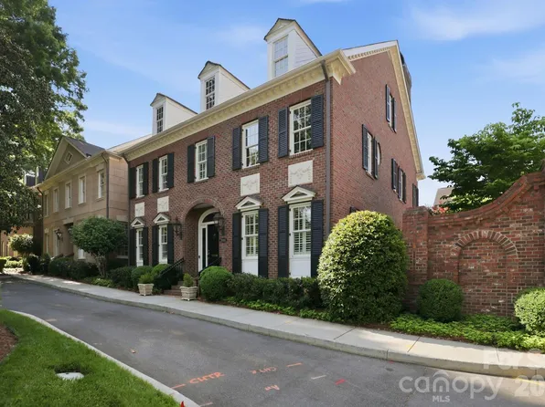 2044 Queens Rd W, Charlotte, NC 28207