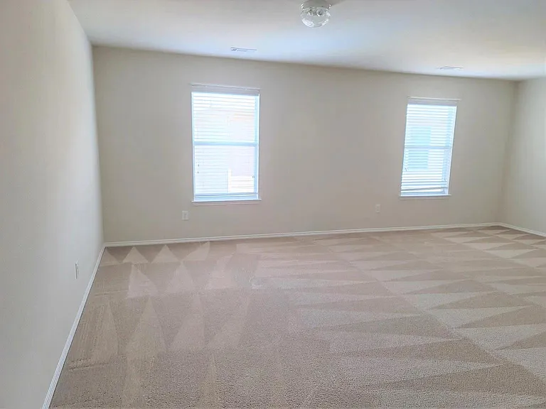 3905 Polar Brook Dr — Photo 15
