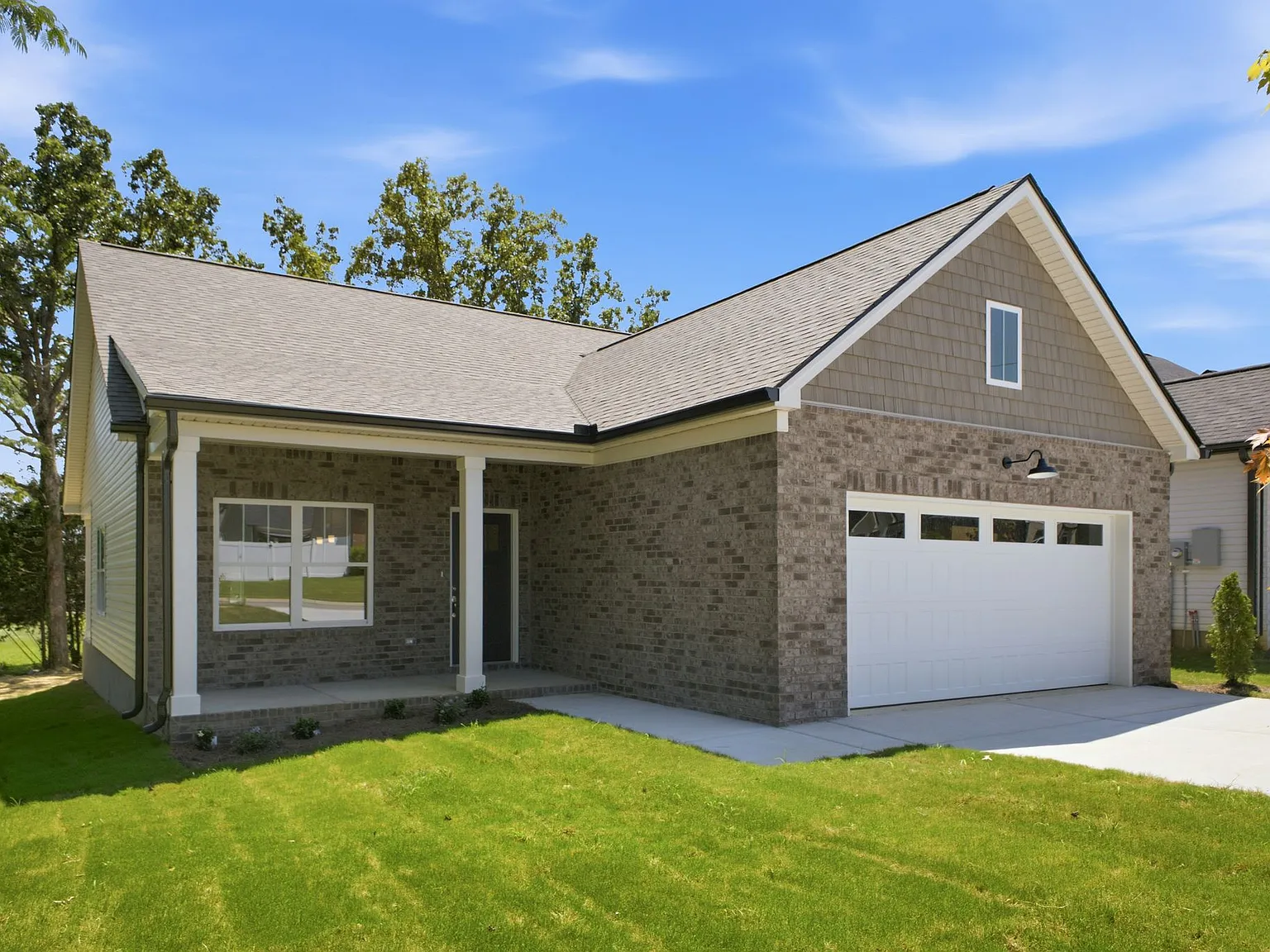 3 bed, 2.5 bath, 1448 sqft, $2,295 — Photo 2