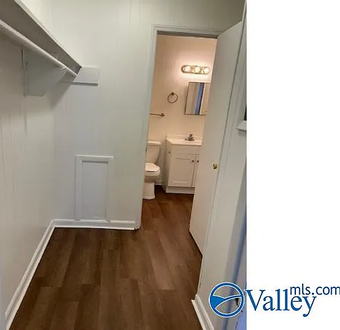4101 McVay St SW #5 — Photo 8