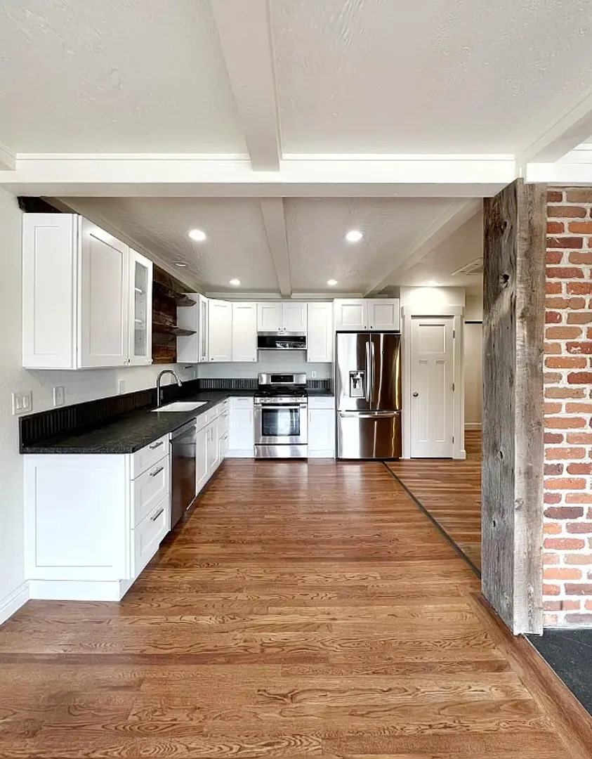 1475 Humboldt St. — Photo 3