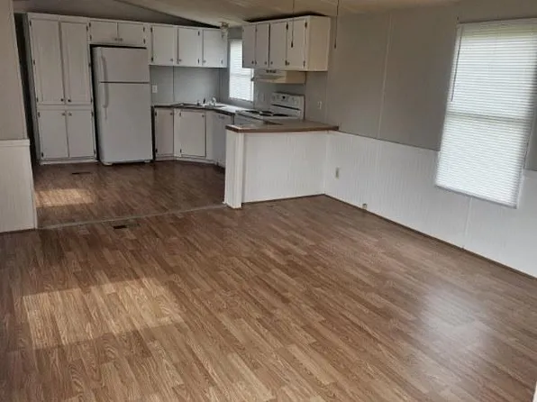 1998 Short Tail Loop, Conover, NC 28613