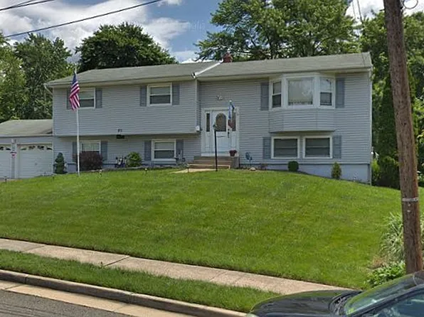 30 Tompkins Rd, East Brunswick, NJ 08816