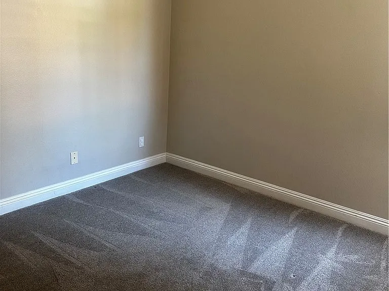 27 Gauguin Cir — Photo 10