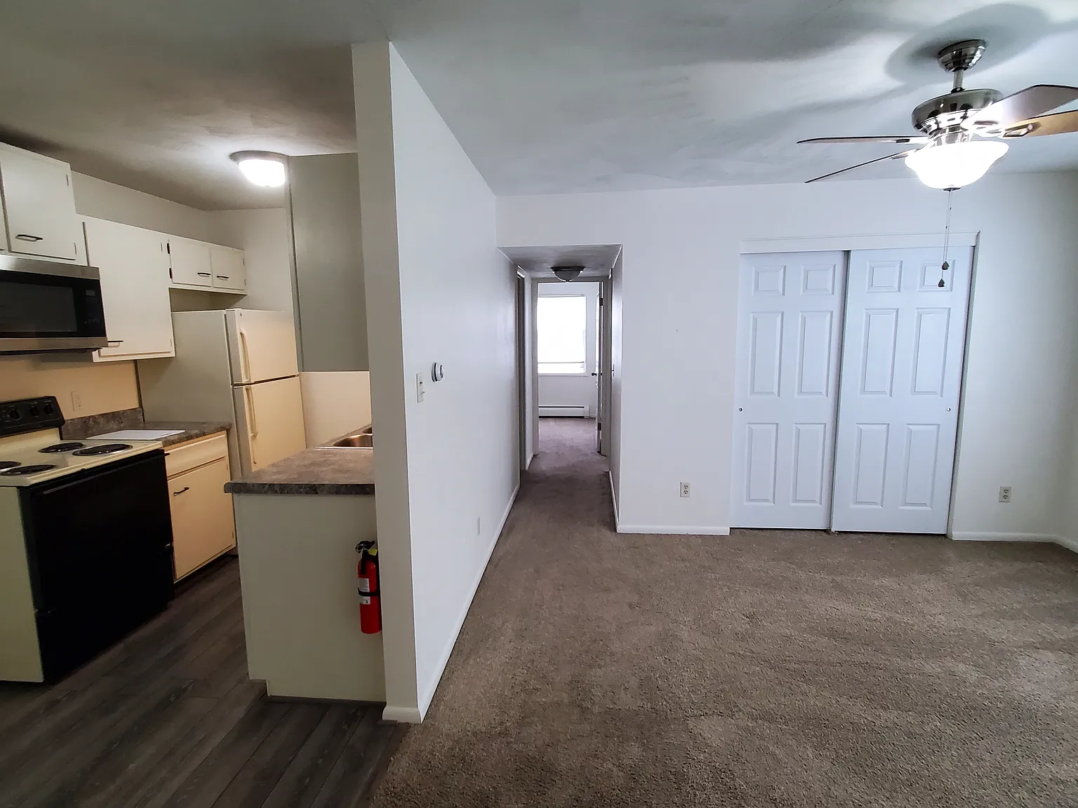 Grove Pl, Whitesboro — Photo 2